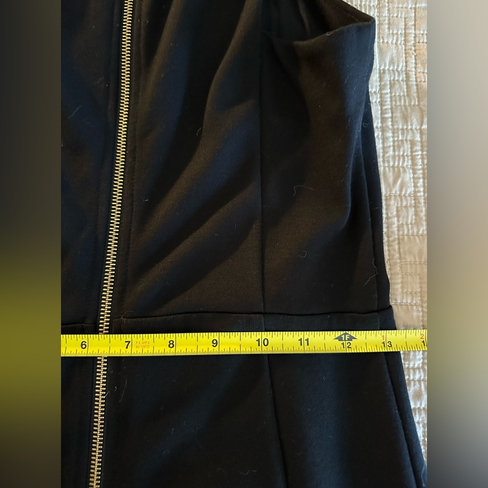 Felicity & Coco Classic Black Full Back Zip Sleeveless Sheath Dress - Picture 8 of 11